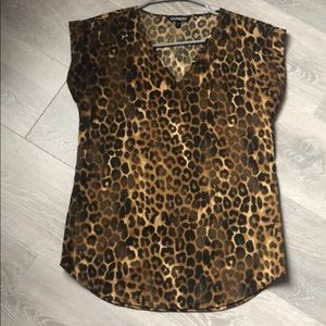 Express Cheetah Short Sleeve Shirt SZ XS